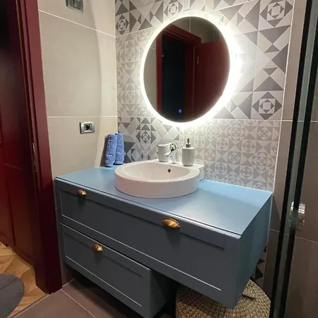 Leonine Loft - Spotless, Stylish Luxury Apartman Tirana