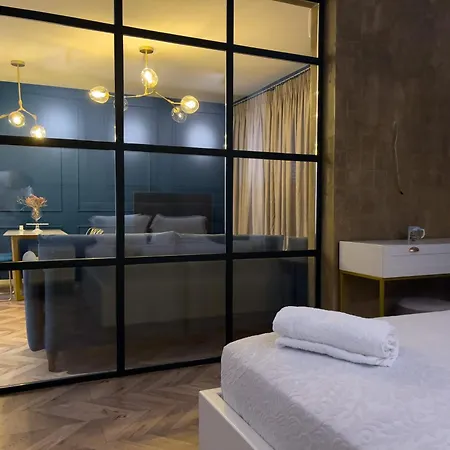 Leonine Loft - Spotless, Stylish Luxury Apartman Tirana